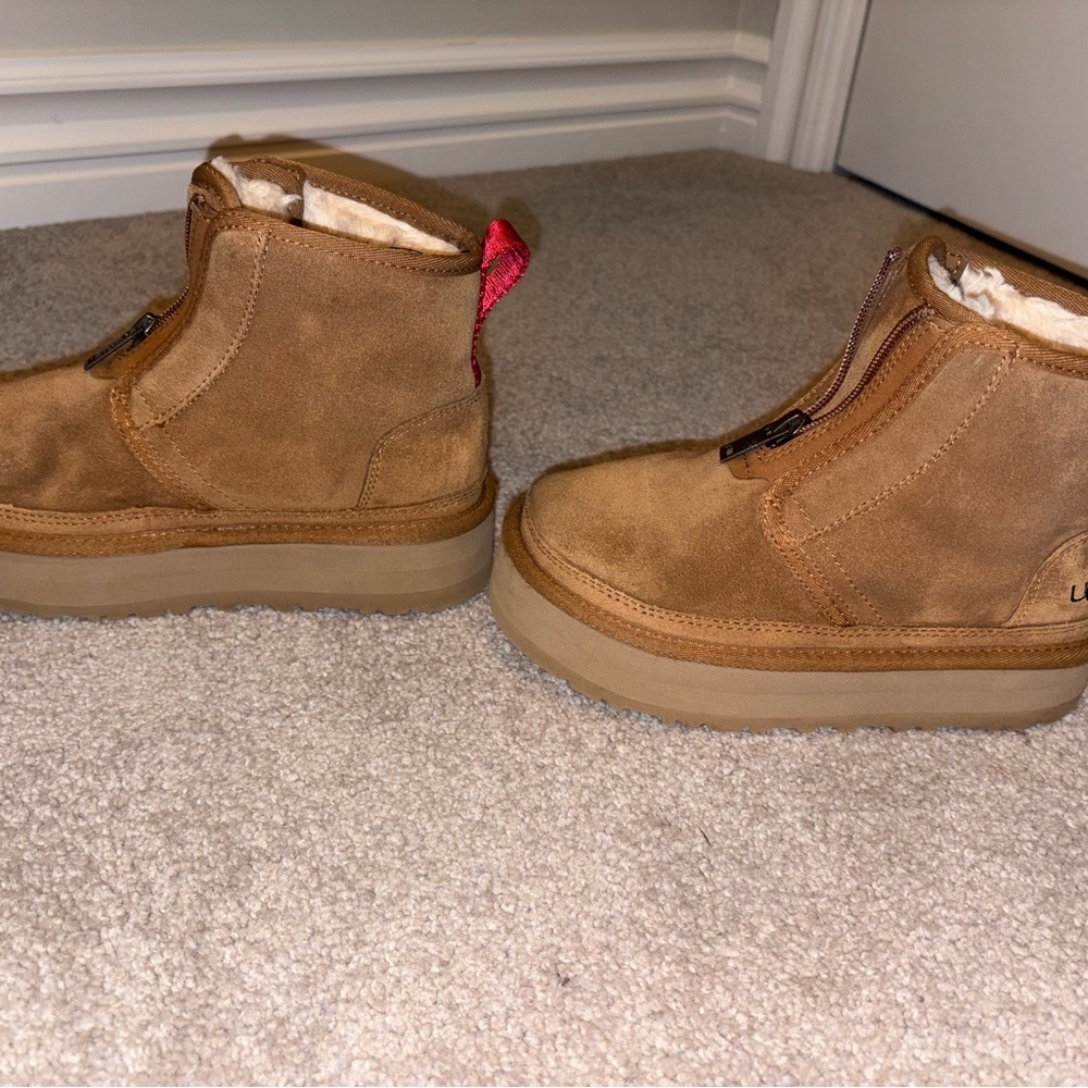 UGG Tan Suede Boots with Plush Lining - Picture 2 of 6